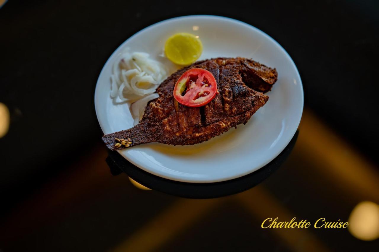 Charlotte Cruise House Boat Hotel Alappuzha Bagian luar foto